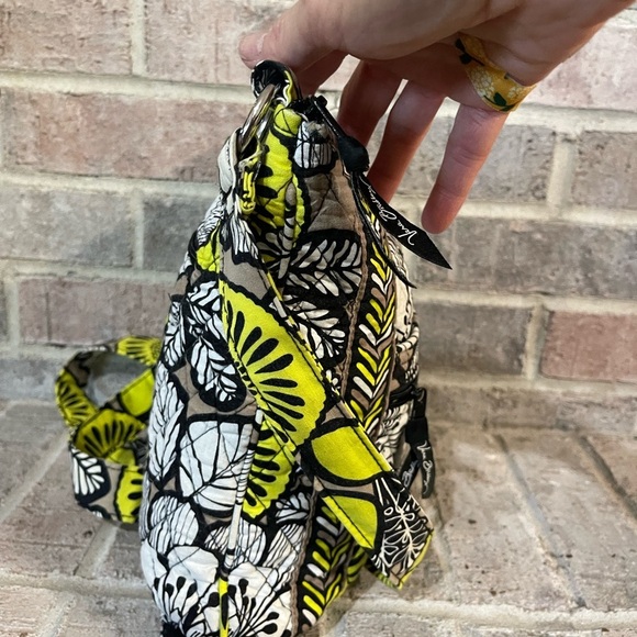 Vera Bradley - Picture 8 of 10